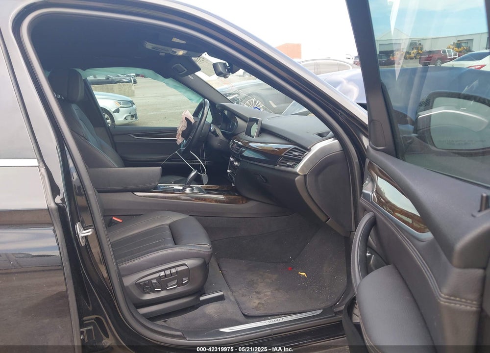2017 BMW X5 VIN: 5UXKR2C39H0X06958