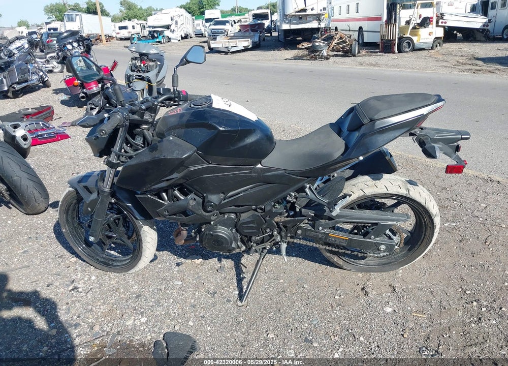 2023 KAWASAKI ER400 D VIN: JKAERKD11PDAN7950
