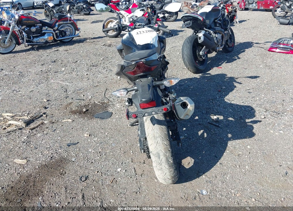 2023 KAWASAKI ER400 D VIN: JKAERKD11PDAN7950