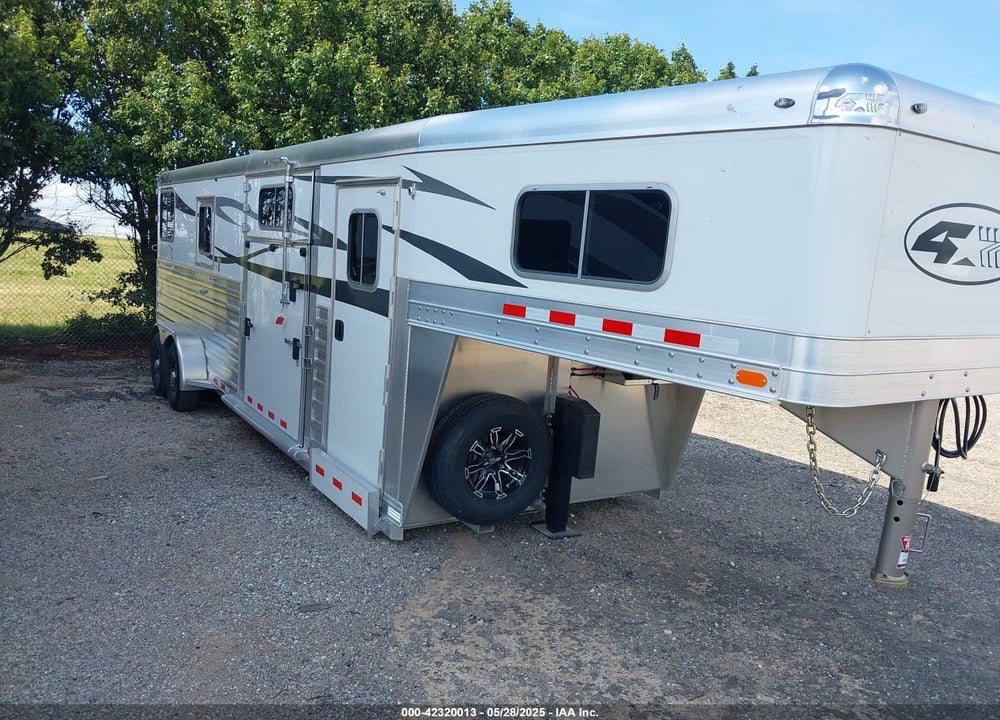 2026 TRAILER 4 STAR HORSE VIN: 4FKHG252XT0042944