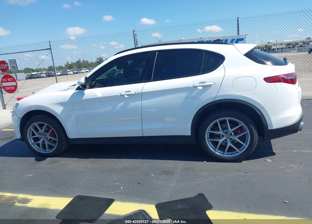 2018 ALFA ROMEO STELVIO VIN: ZASFAKNN3J7B95471
