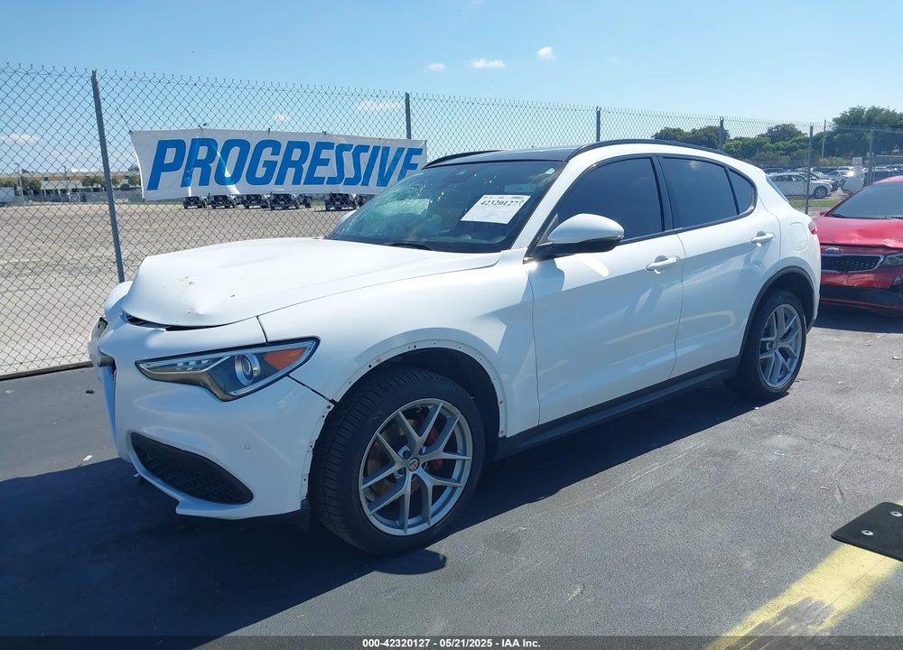 2018 ALFA ROMEO STELVIO VIN: ZASFAKNN3J7B95471
