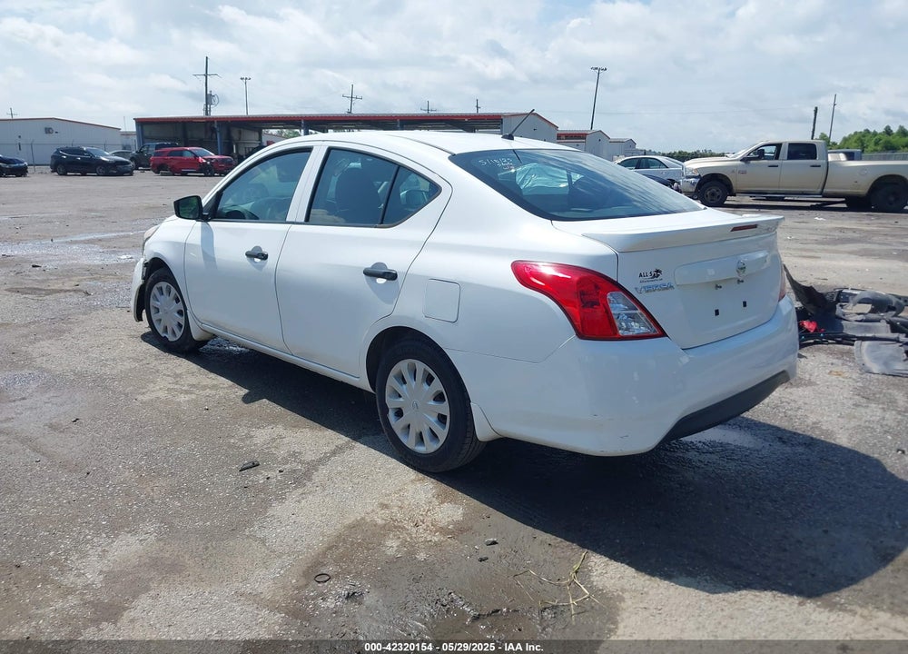 2018 NISSAN VERSA VIN: 3N1CN7AP0JL856313