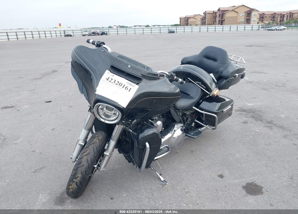 2016 HARLEY-DAVIDSON FLHTK ULTRA LIMITED VIN: 1HD1KEL15GB653548