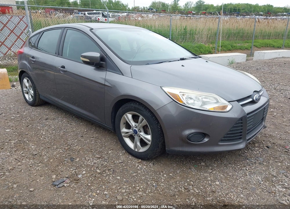 2014 FORD FOCUS SE VIN: 1FADP3K28EL117835