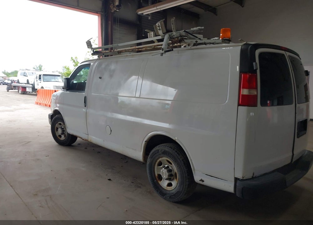 2009 CHEVROLET EXPRESS 2500 VIN: 1GCGG25C391112632