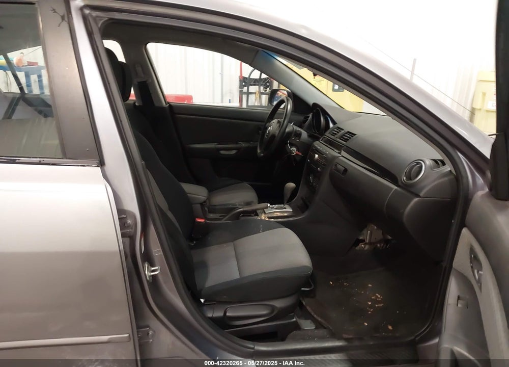 2006 MAZDA 3 I VIN: JM1BK32F861409646