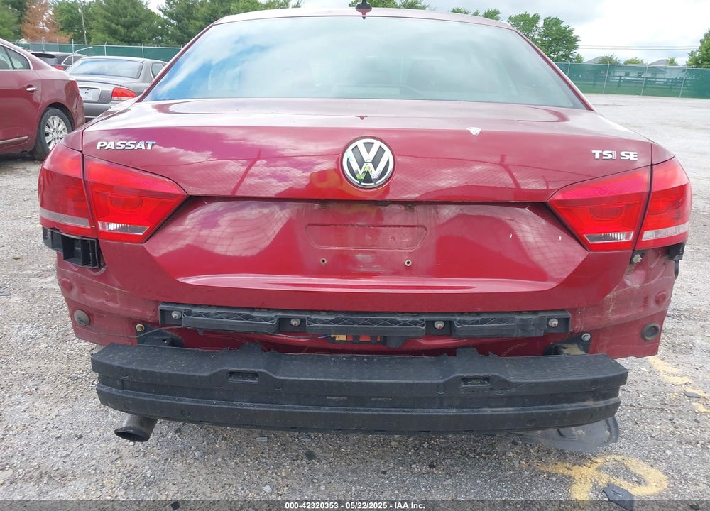 2015 VOLKSWAGEN PASSAT VIN: 1VWBT7A3XFC066237