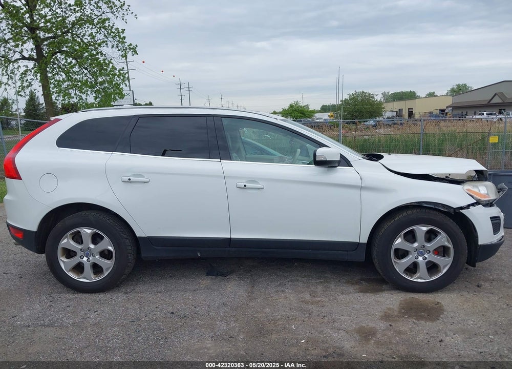 2013 VOLVO XC60 VIN: YV4952DZ1D2454441