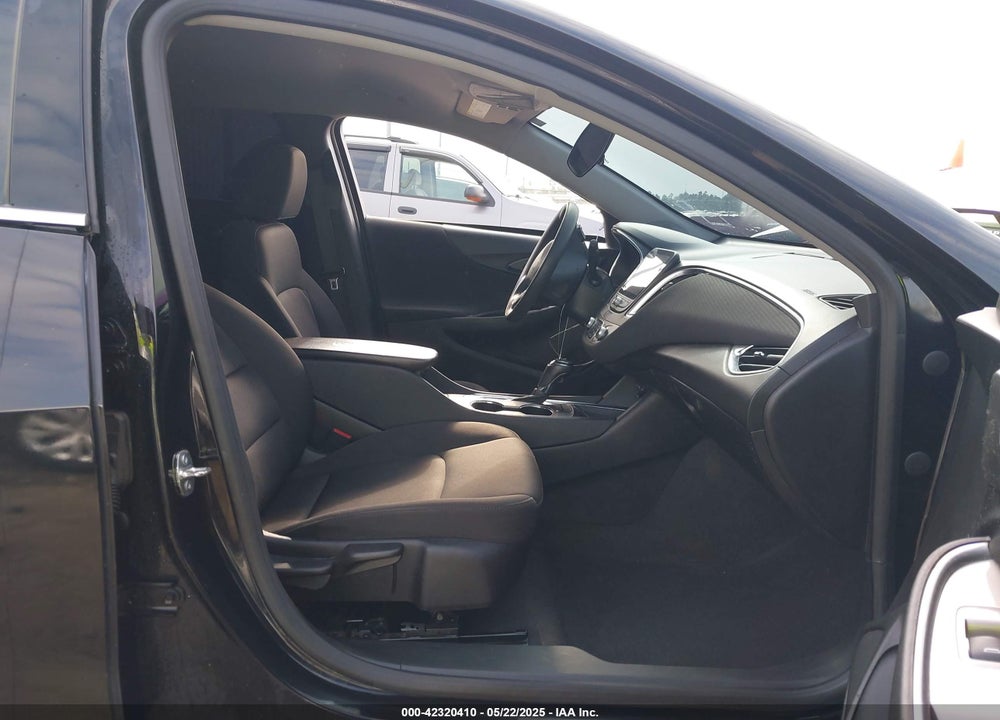 2020 CHEVROLET MALIBU FWD LT VIN: 1G1ZD5ST8LF091139