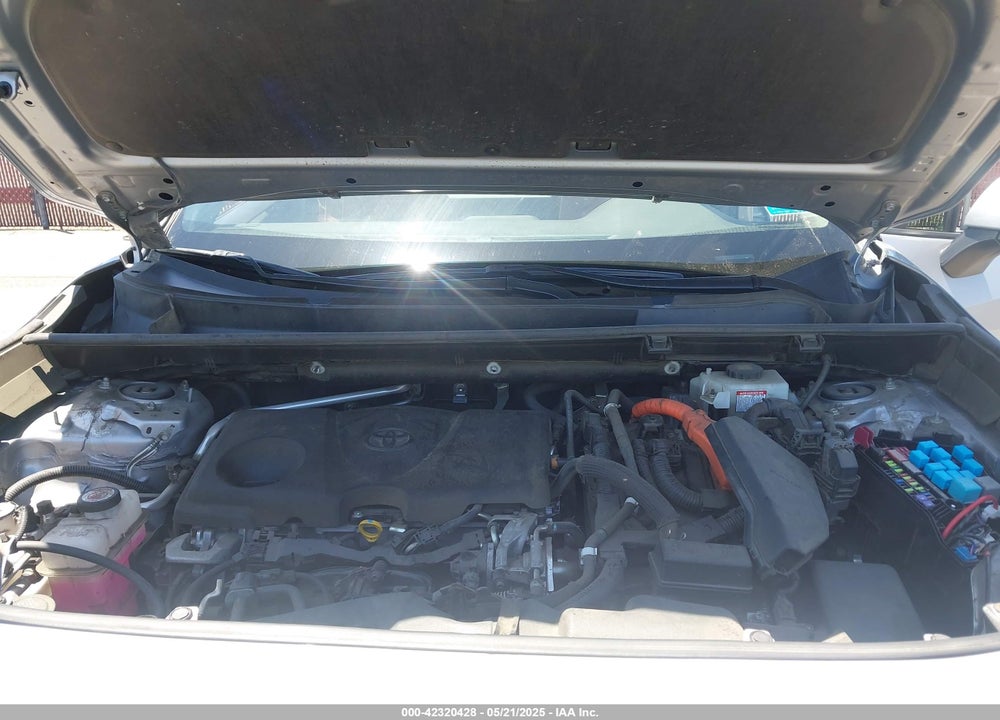 2020 TOYOTA RAV4 HYBRID LE VIN: JTMLWRFV0LD068038