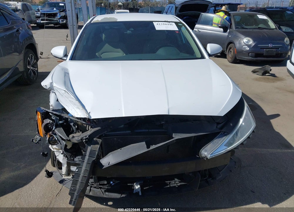 2020 HYUNDAI ELANTRA SE VIN: 5NPD74LF3LH503856