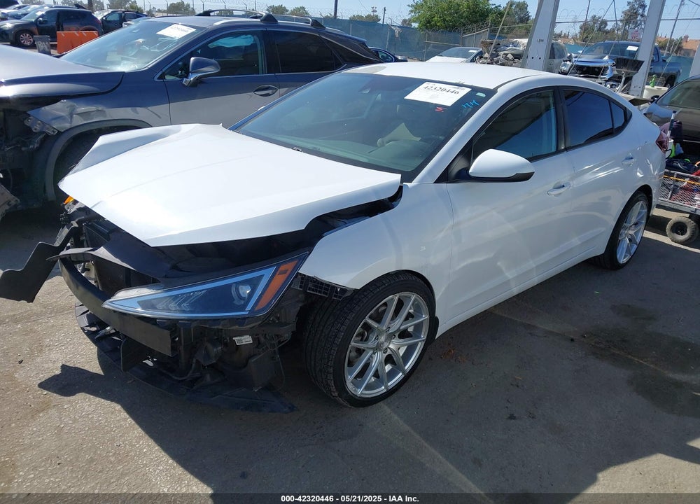 2020 HYUNDAI ELANTRA SE VIN: 5NPD74LF3LH503856