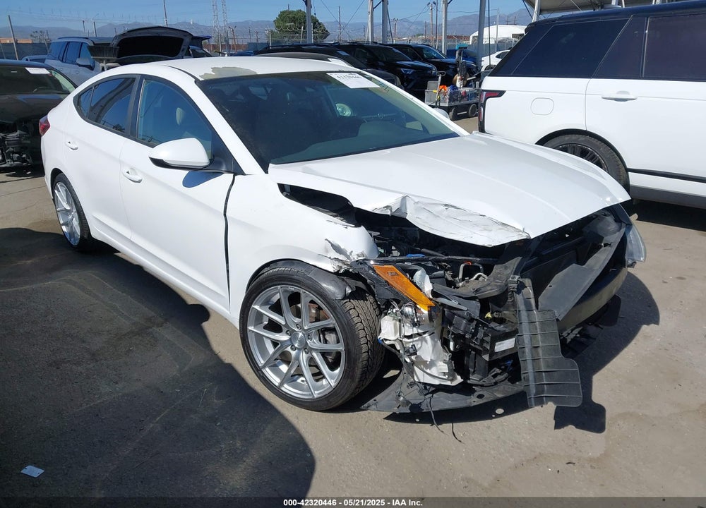 2020 HYUNDAI ELANTRA SE VIN: 5NPD74LF3LH503856