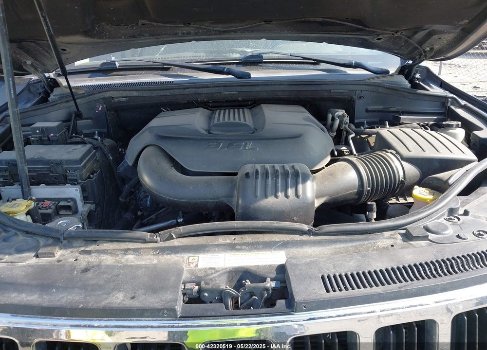2011 JEEP GRAND CHEROKEE VIN: 1J4RS4GGXBC681341