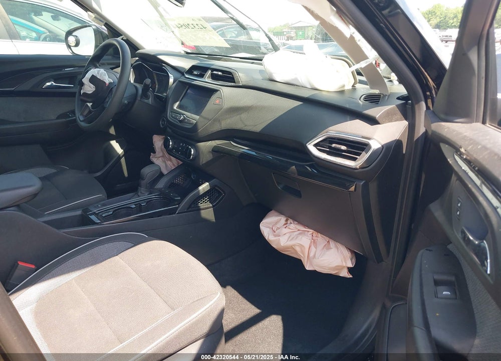 2023 CHEVROLET TRAILBLAZER FWD LT VIN: KL79MPS20PB191661