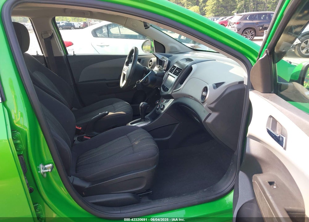 2015 CHEVROLET SONIC LT AUTO VIN: 1G1JC5SB0F4180162
