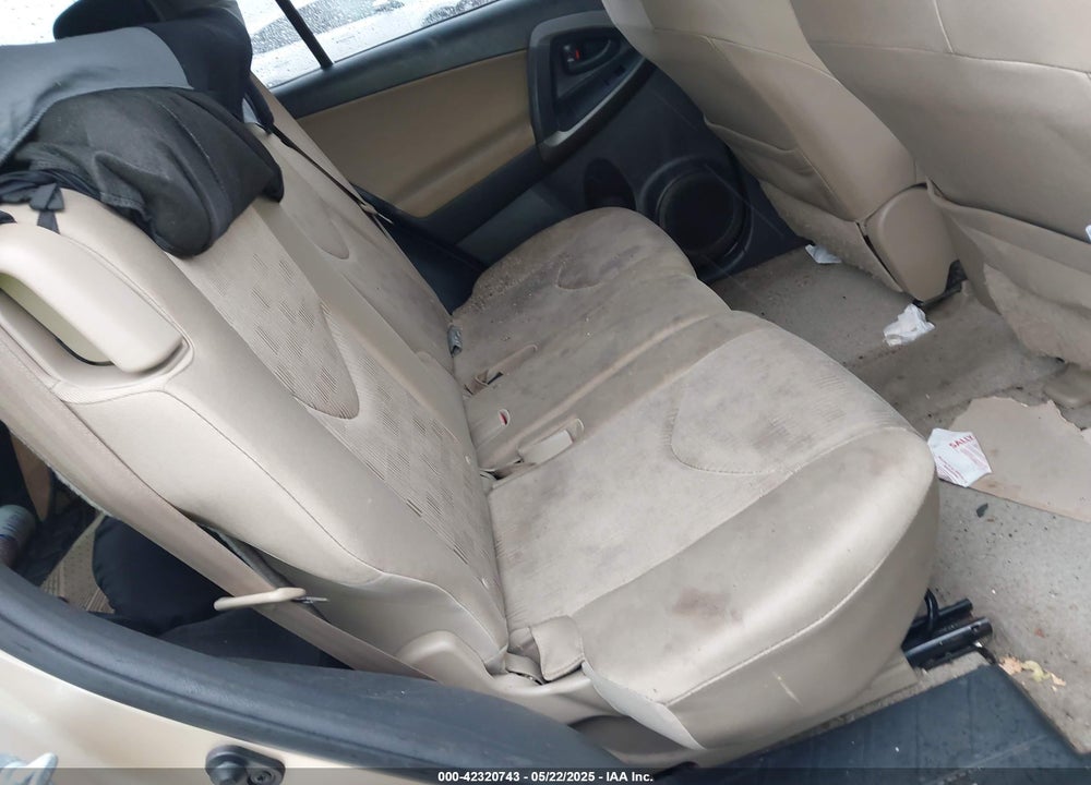 2010 TOYOTA RAV4 VIN: JTMBF4DV4AD039253
