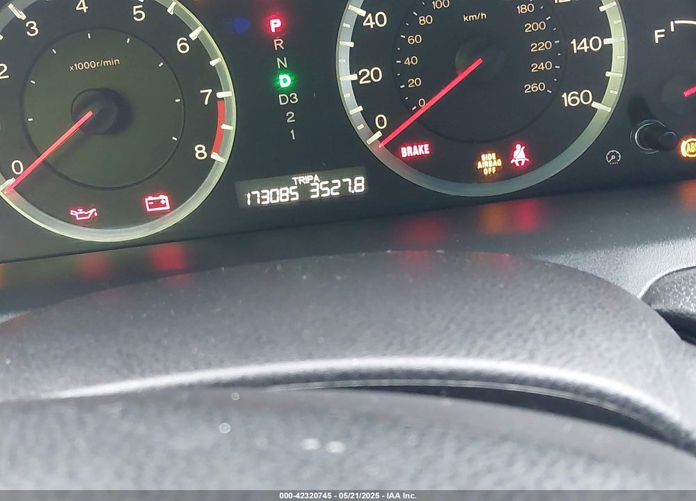 2008 HONDA ACCORD VIN: 1HGCP26808A091621