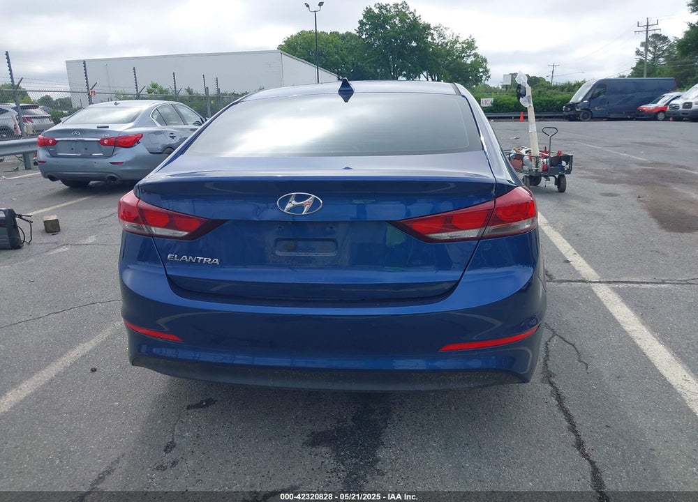 2018 HYUNDAI ELANTRA VIN: 5NPD84LF8JH270521