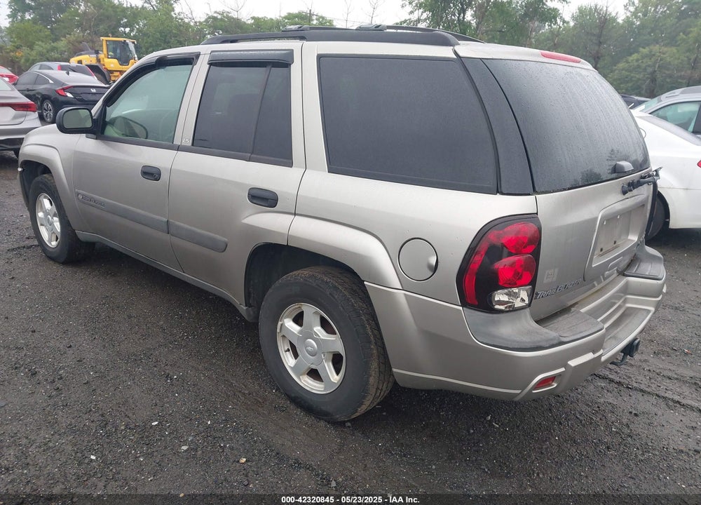 2003 CHEVROLET TRAILBLAZER LS VIN: 1GNDT13S732333114