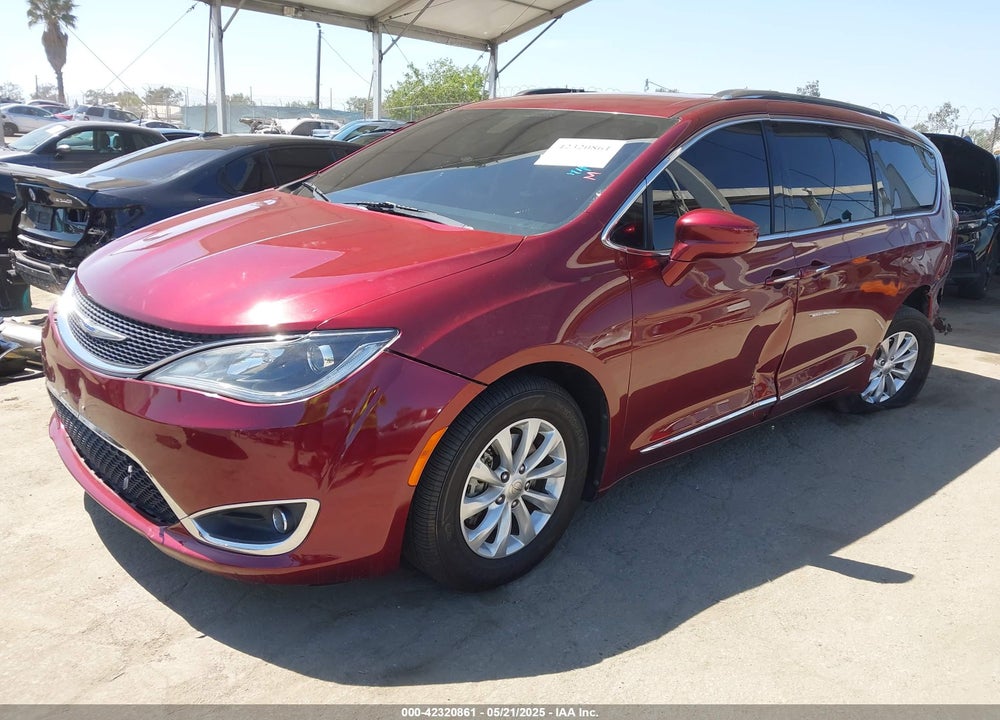 2019 CHRYSLER PACIFICA TOURING L VIN: 2C4RC1BG2KR554891