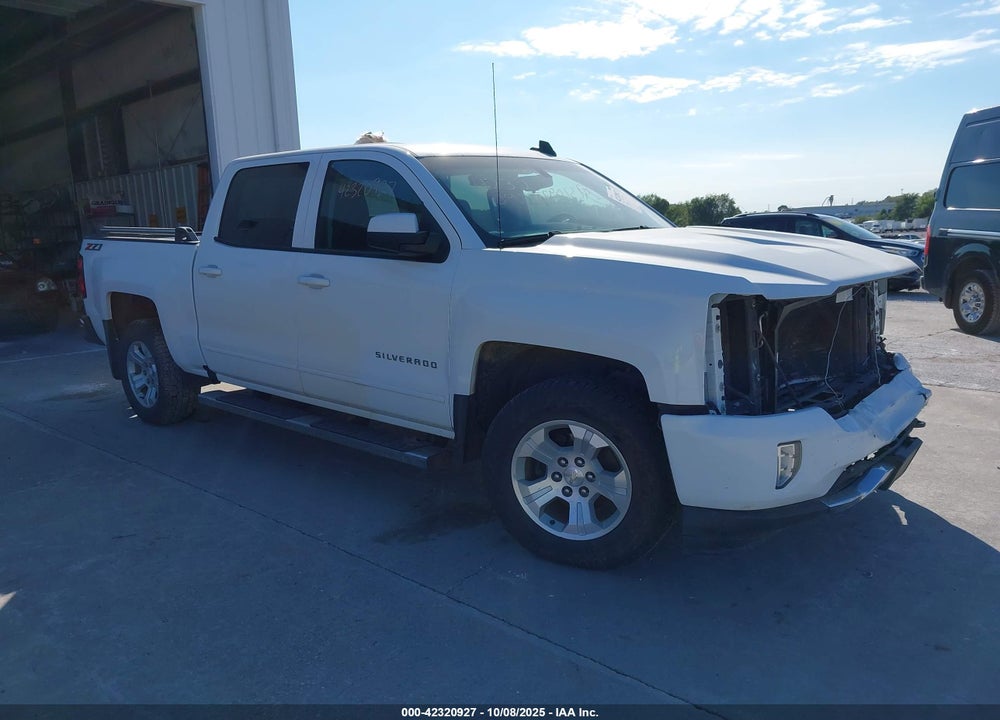 2018 CHEVROLET SILVERADO 1500 2LT VIN: 3GCUKREC3JG537087