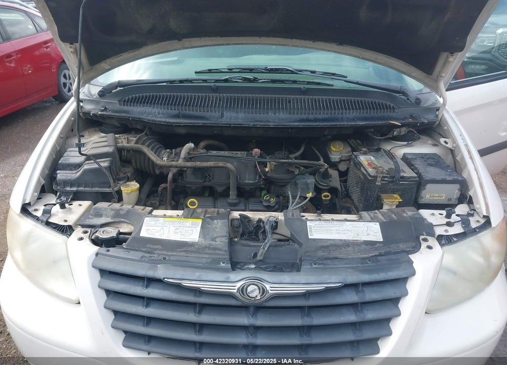 2005 CHRYSLER TOWN & COUNTRY VIN: 1C4GP45R65B342203