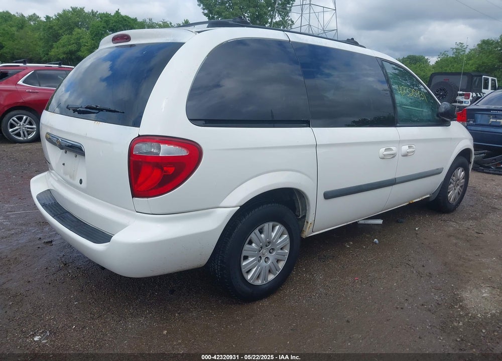 2005 CHRYSLER TOWN & COUNTRY VIN: 1C4GP45R65B342203
