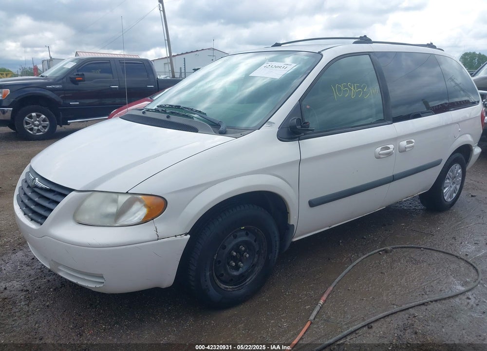2005 CHRYSLER TOWN & COUNTRY VIN: 1C4GP45R65B342203