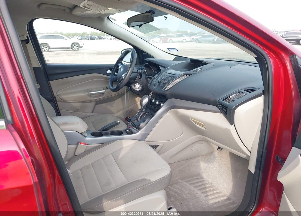 2015 FORD ESCAPE SE VIN: 1FMCU0G78FUB80717