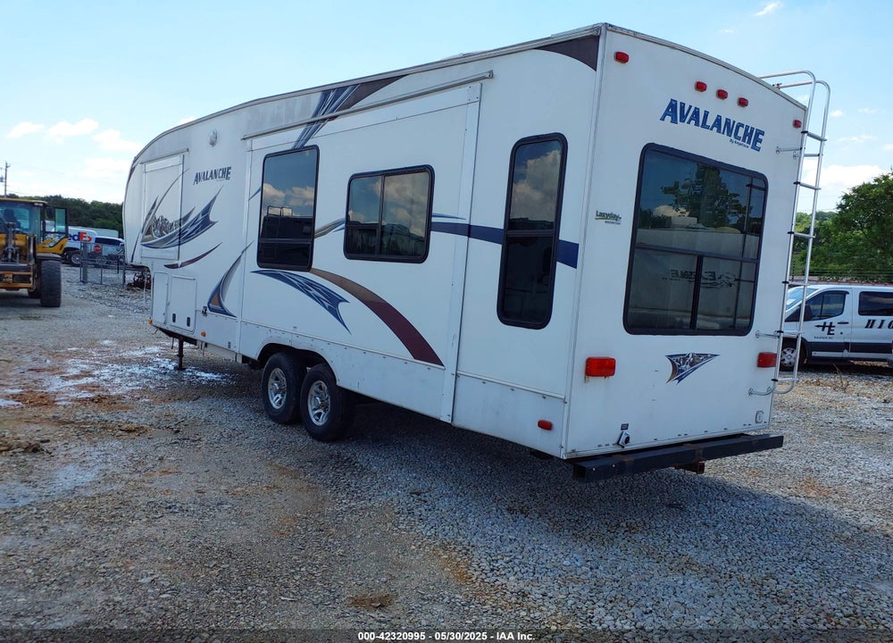 2011 KEYSTONE AVALANCHE 290RL VIN: 4YDF29026BE760298