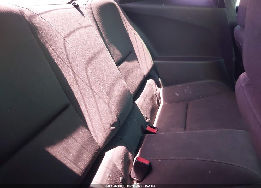 2015 CHEVROLET CAMARO VIN: 2G1FD1E34F9207697