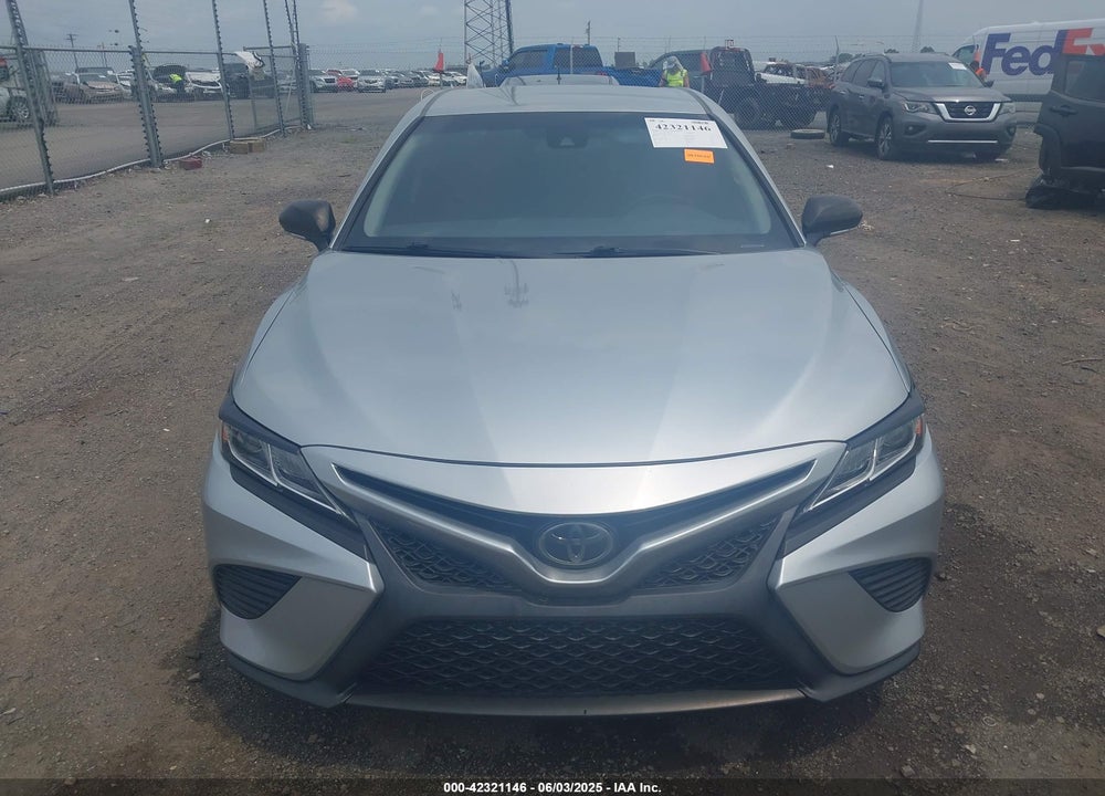2018 TOYOTA CAMRY L/LE/SE/XLE VIN: JTNB11HK9J3015822