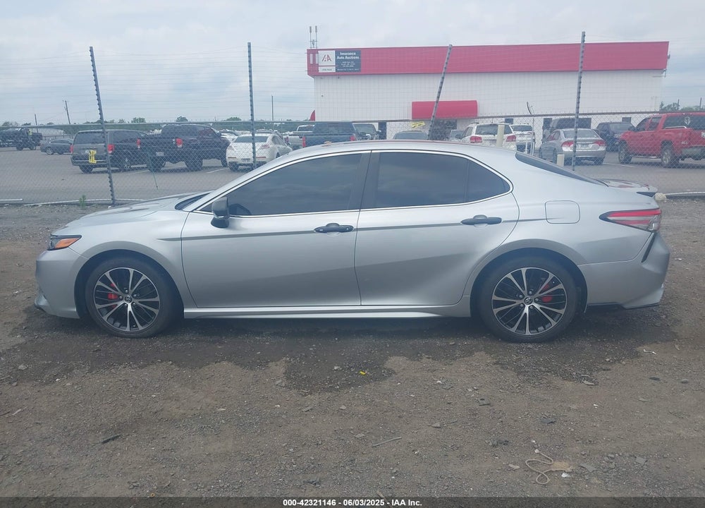 2018 TOYOTA CAMRY L/LE/SE/XLE VIN: JTNB11HK9J3015822