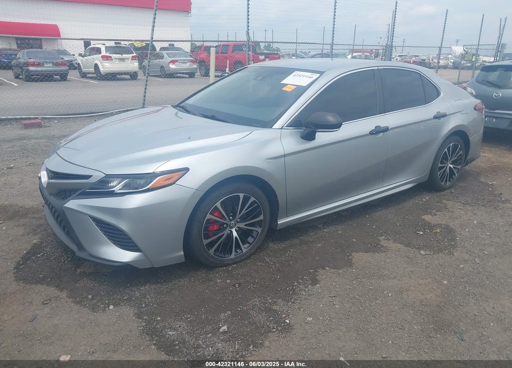 2018 TOYOTA CAMRY L/LE/SE/XLE VIN: JTNB11HK9J3015822