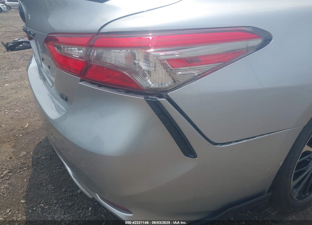 2018 TOYOTA CAMRY L/LE/SE/XLE VIN: JTNB11HK9J3015822