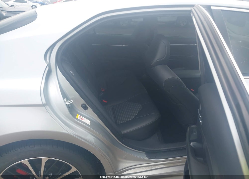 2018 TOYOTA CAMRY L/LE/SE/XLE VIN: JTNB11HK9J3015822