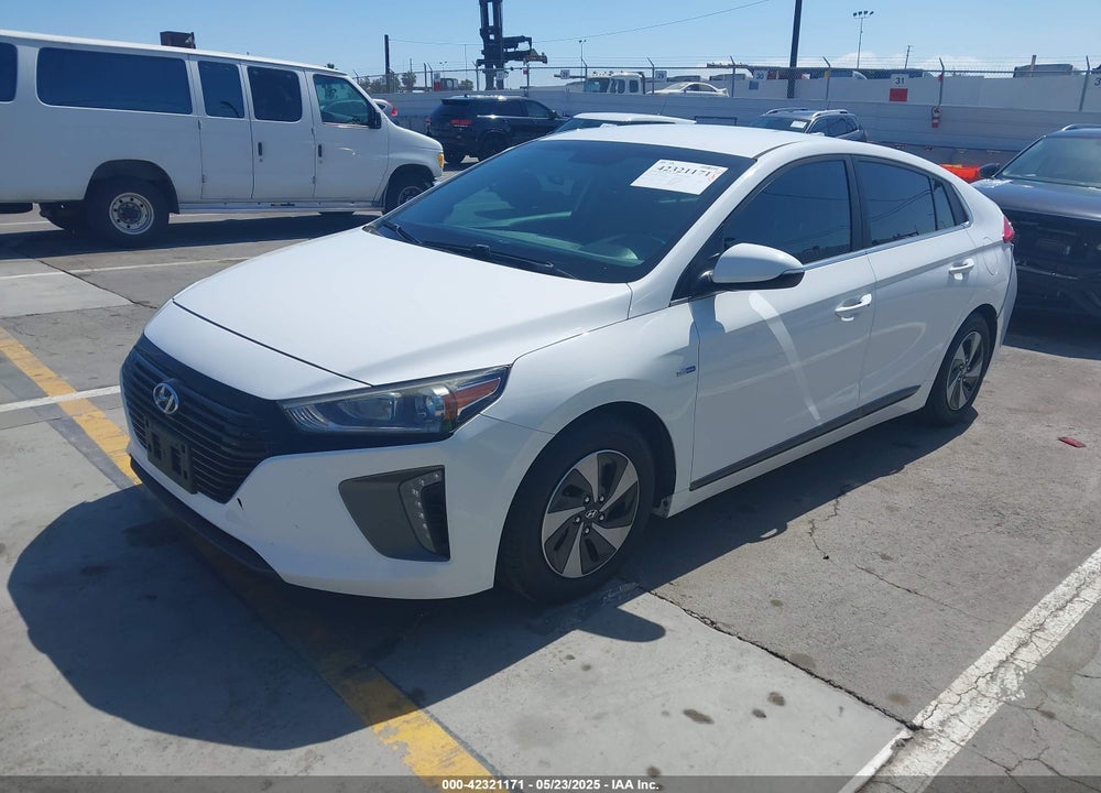 2017 HYUNDAI IONIQ HYBRID SEL VIN: KMHC75LC2HU049325