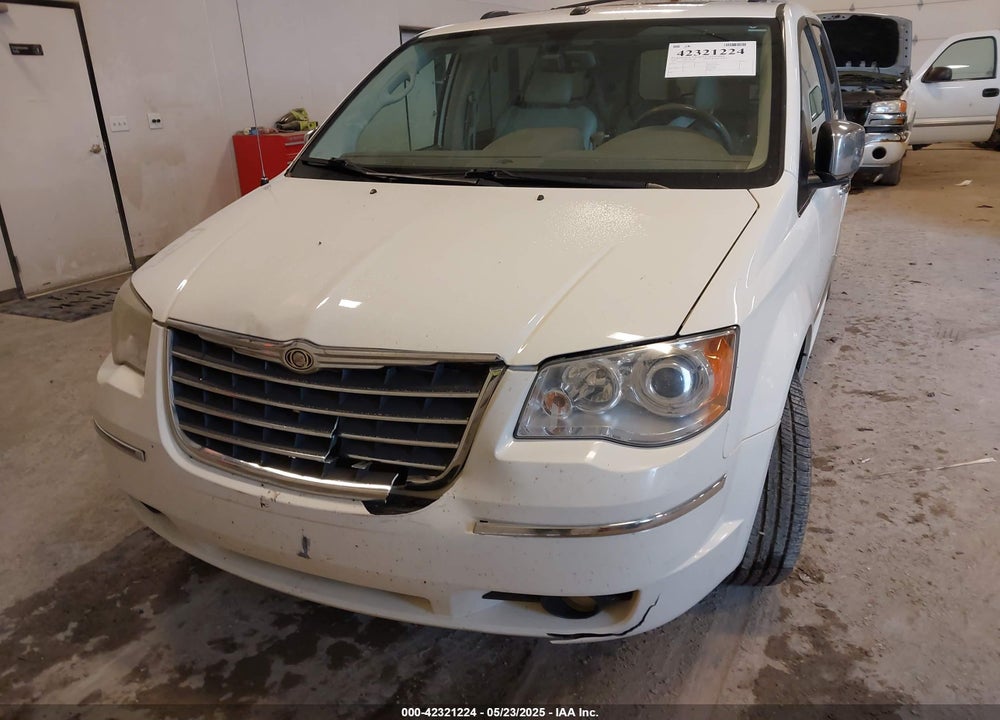 2010 CHRYSLER TOWN & COUNTRY NEW LIMITED VIN: 2A4RR7DX3AR422262