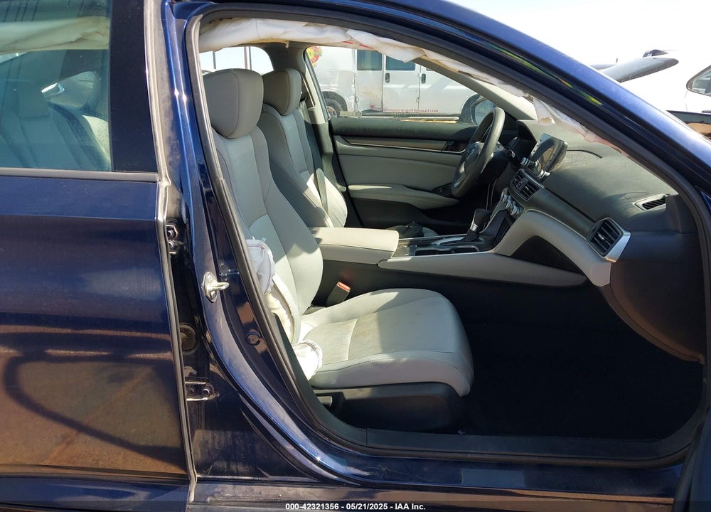 2018 HONDA ACCORD VIN: 1HGCV1F13JA194170