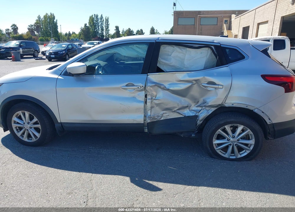 2017 NISSAN ROGUE SPORT VIN: JN1BJ1CP7HW017295