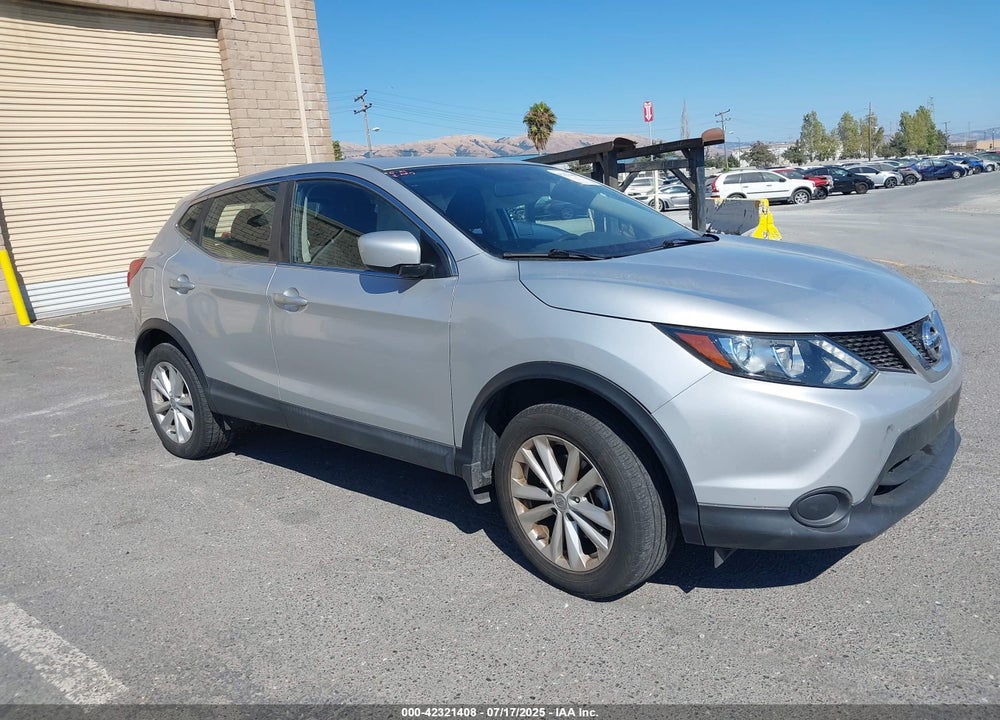 2017 NISSAN ROGUE SPORT VIN: JN1BJ1CP7HW017295