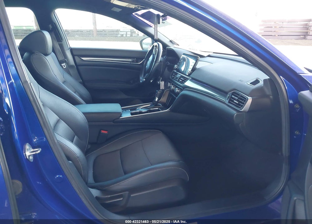 2020 HONDA ACCORD VIN: 1HGCV1F30LA147652