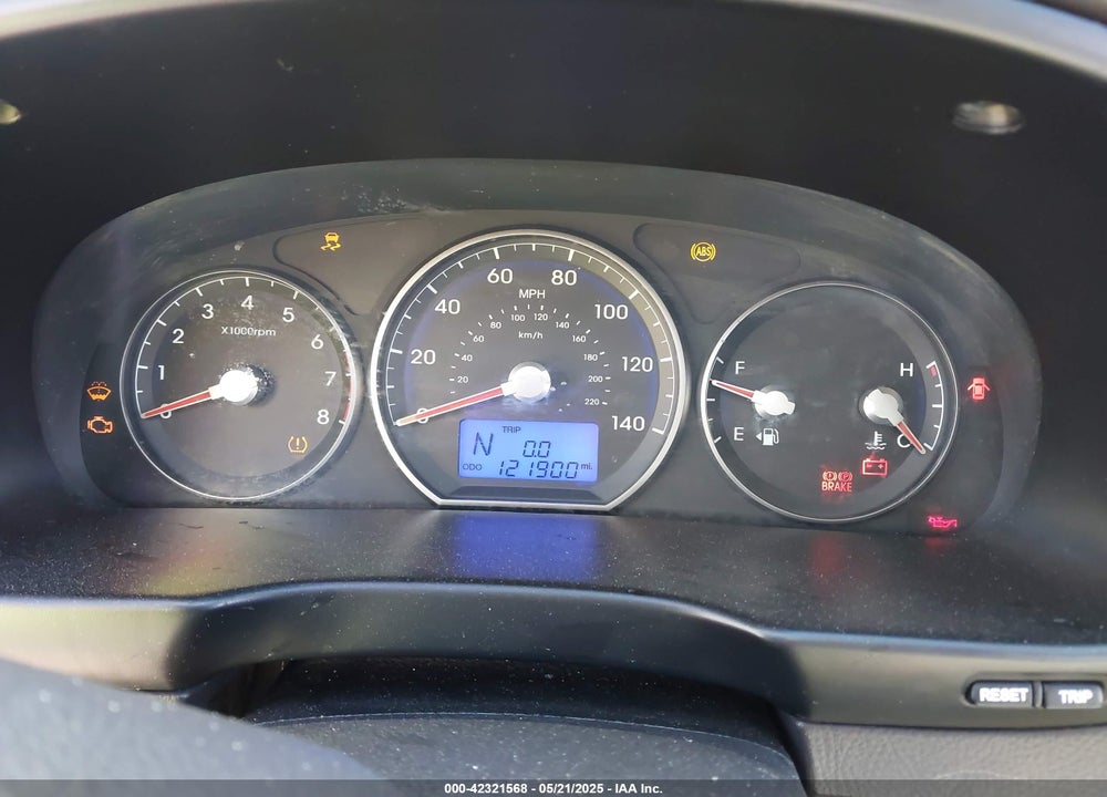 2011 HYUNDAI SANTA FE VIN: 5XYZG3AB8BG071545
