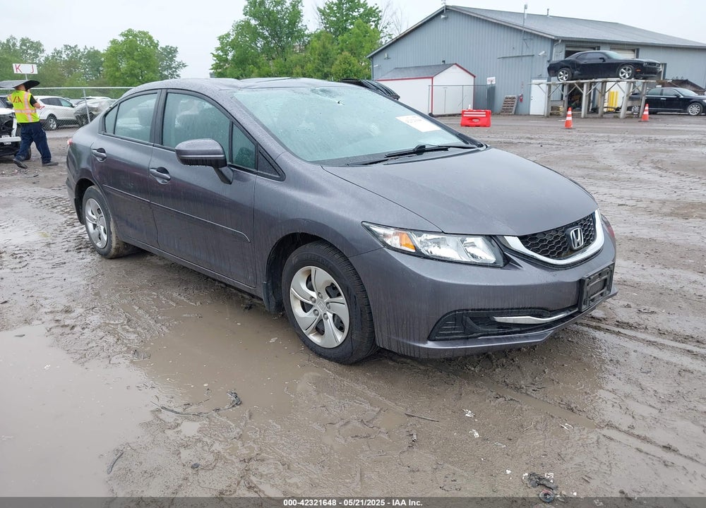 2014 HONDA CIVIC LX VIN: 19XFB2F58EE031501