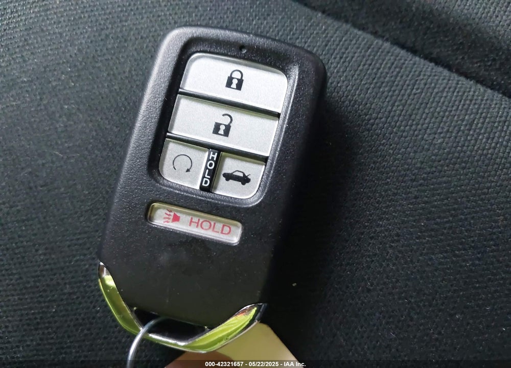 2019 HONDA CIVIC VIN: 19XFC1F32KE217052