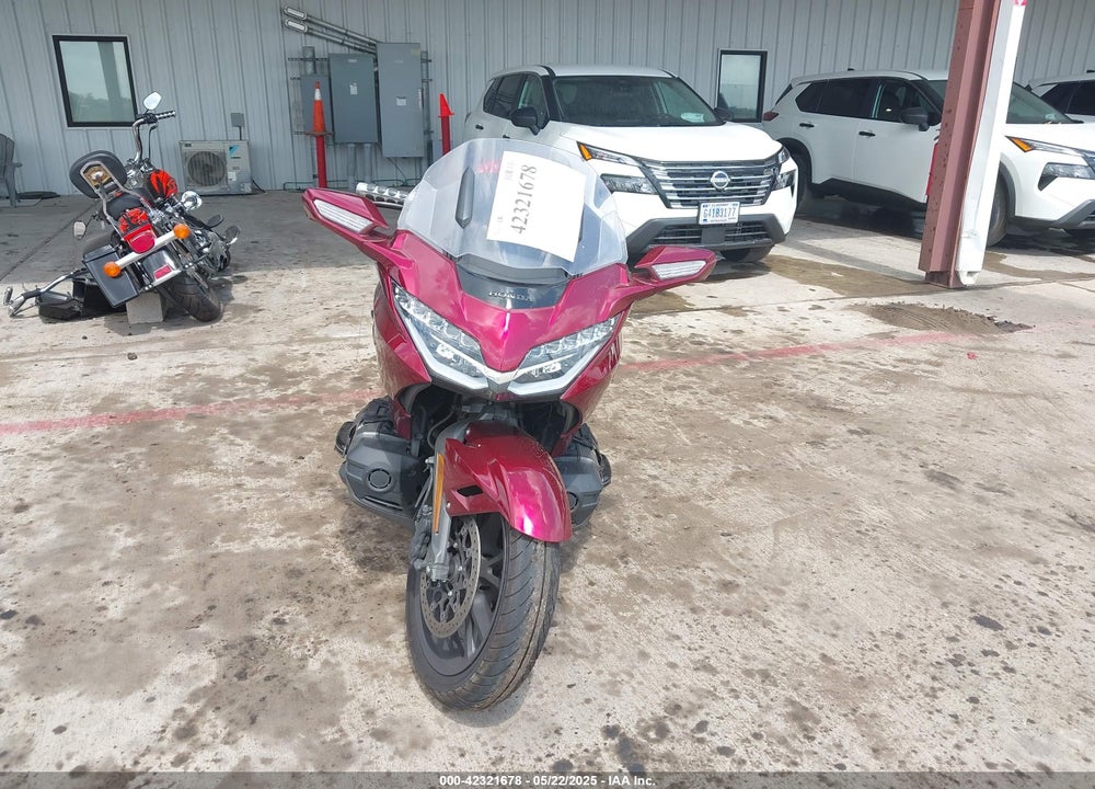 2019 HONDA GL1800 B VIN: JH2SC7943KK100171