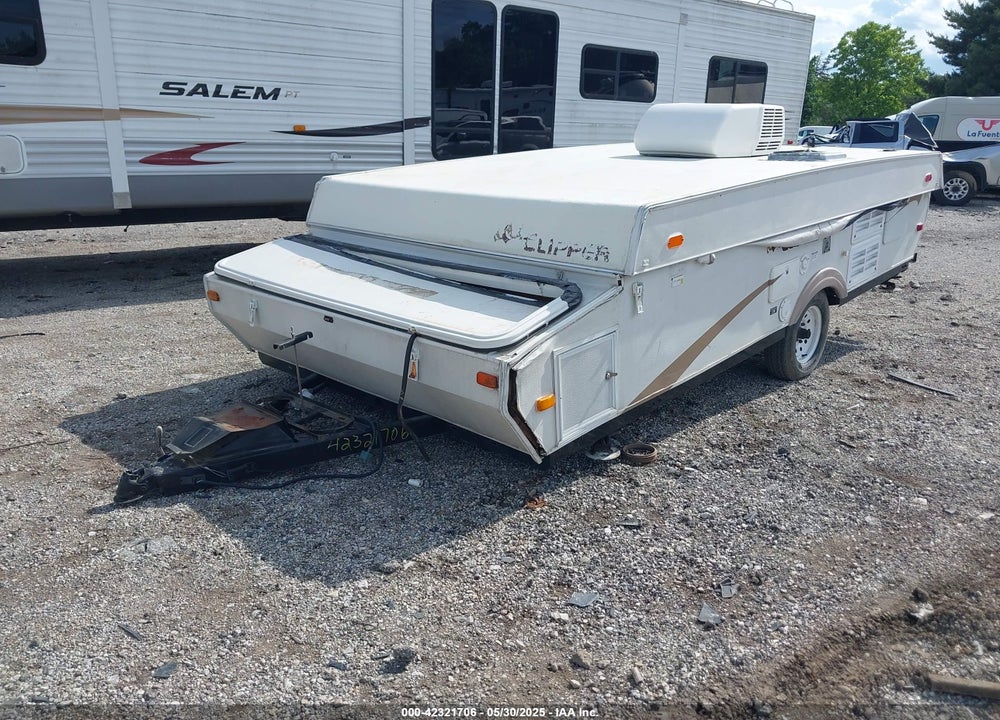 2006 COACHMEN CLIPPER SERIES M-127 VIN: 1TC1C251465002584