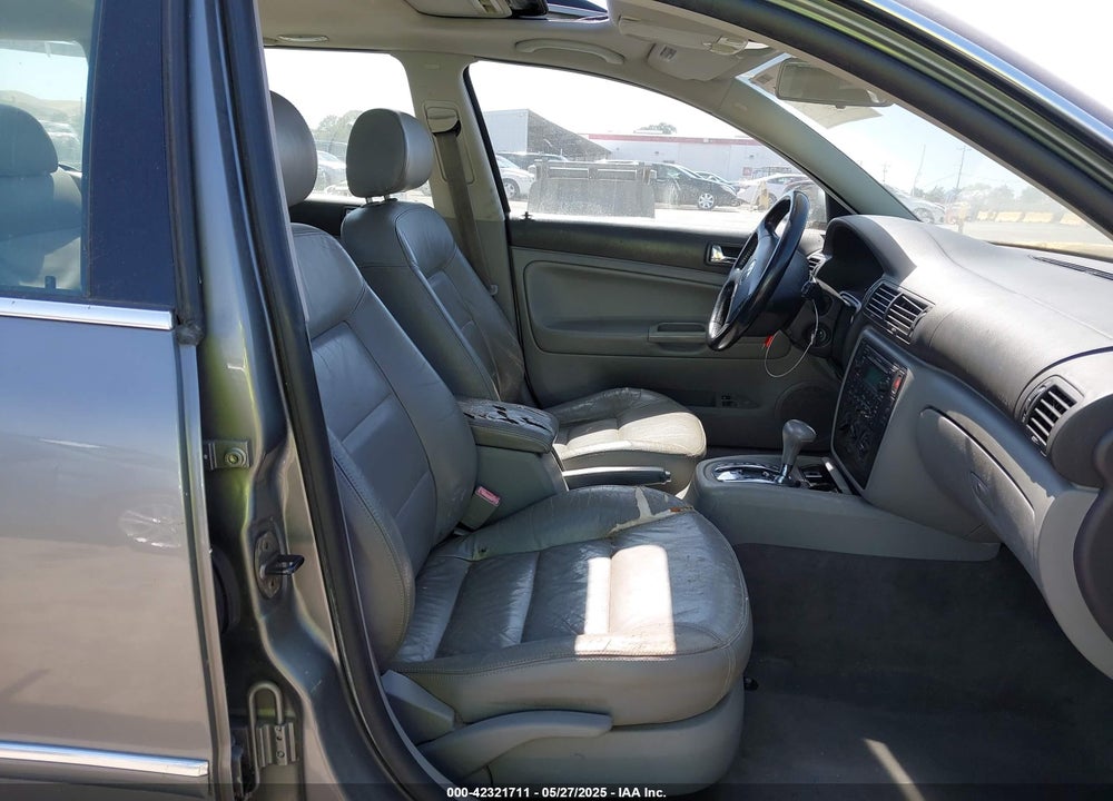 2003 VOLKSWAGEN PASSAT GLS VIN: WVWVD63B73E368886